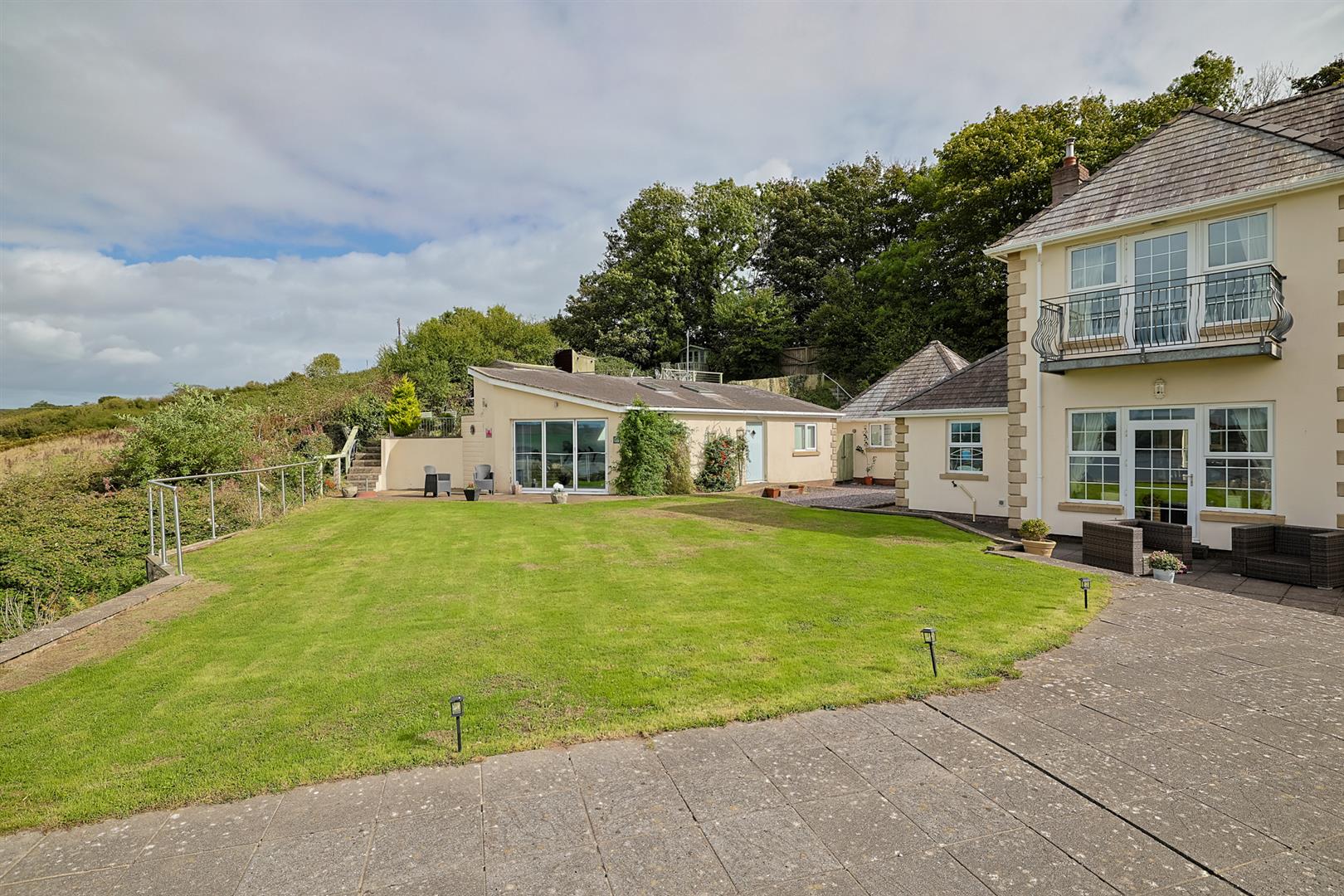 Aberfa, Ferryside, Carmarthenshire, SA17 5RS